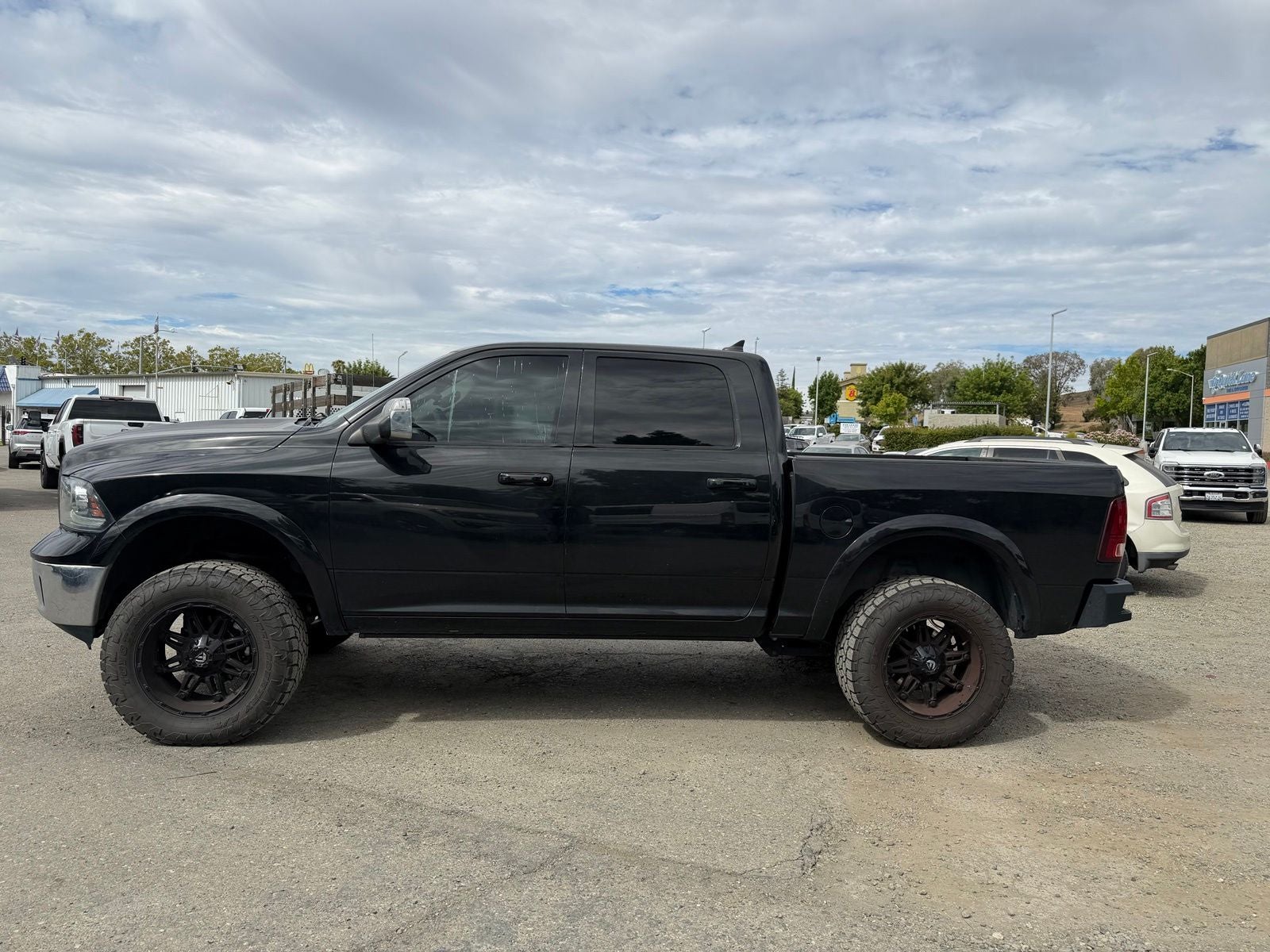 ram ram 1500 pickup 2018 1C6RR7NM5JS352375 image ram ram 1500 pickup 2018 1C6RR7NM5JS352375 image